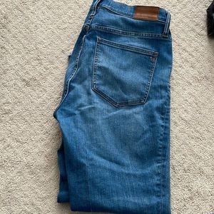 Madewell 10 in skinny high rise jeans